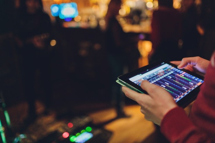 Antarmuka aplikasi mobile cmd368 menampilkan pasar taruhan Liga 1 Indonesia dan live-dealer tables dengan navigasi yang responsif di semua perangkat.